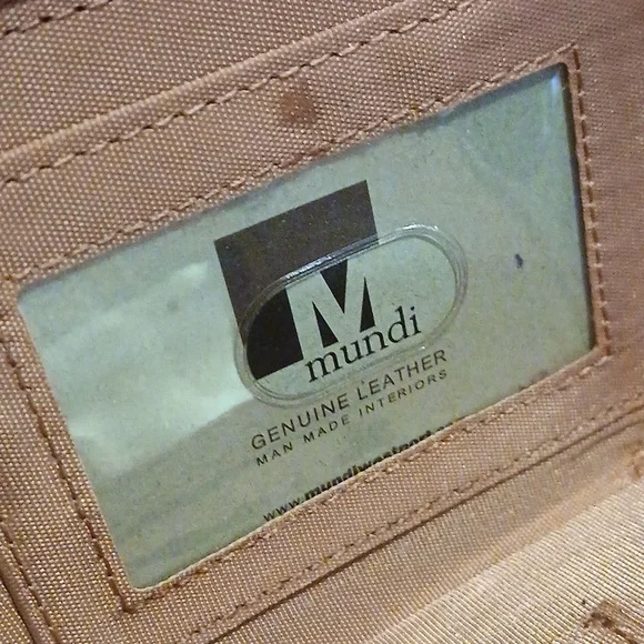 Leather wallet - Picture 7 of 10